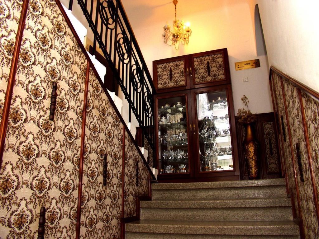 Hotel Anton Прага Экстерьер фото