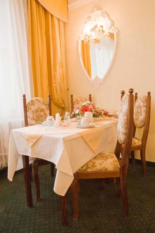 Hotel Anton Прага Экстерьер фото