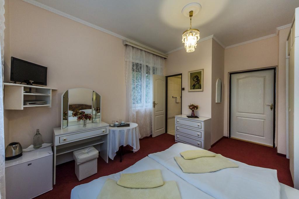 Hotel Anton Прага Экстерьер фото