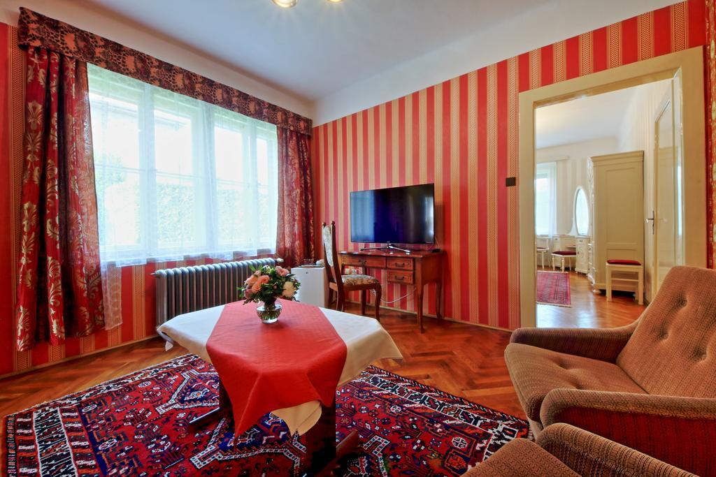 Hotel Anton Прага Экстерьер фото