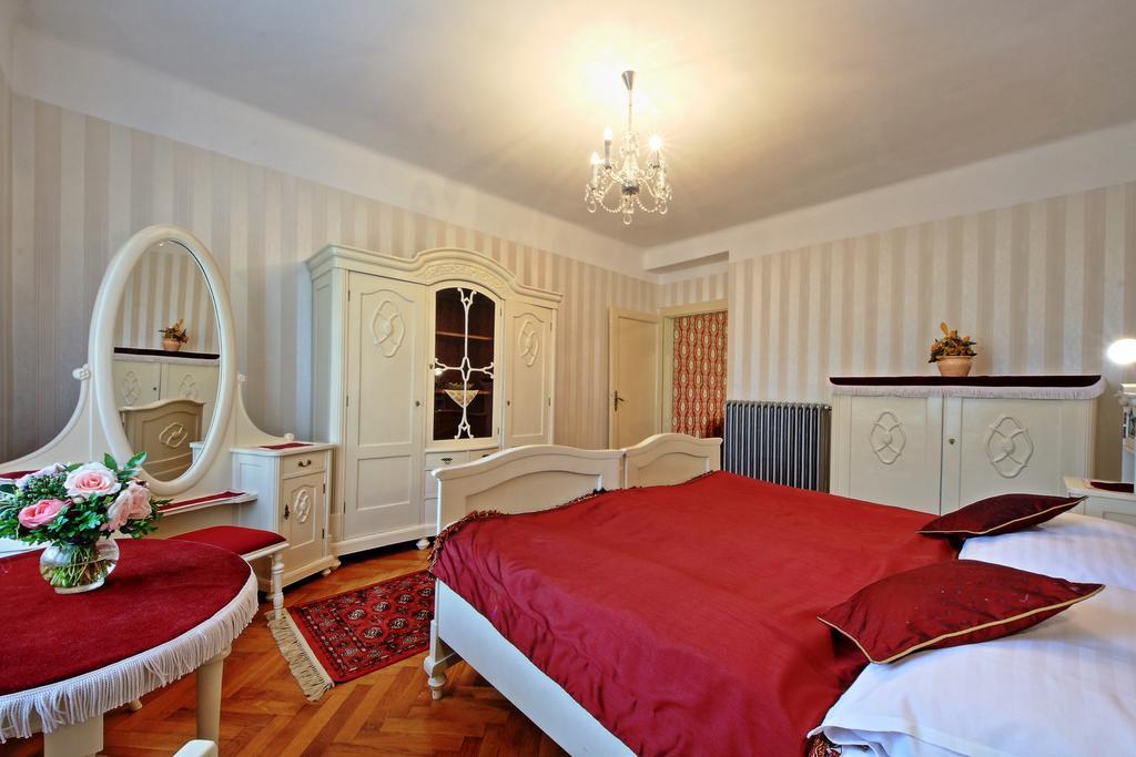 Hotel Anton Прага Экстерьер фото